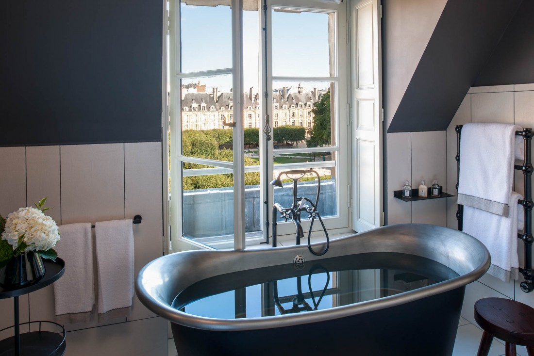 Cour des Vosges, un hôtel 5 étoiles à Paris © Gdelaubier