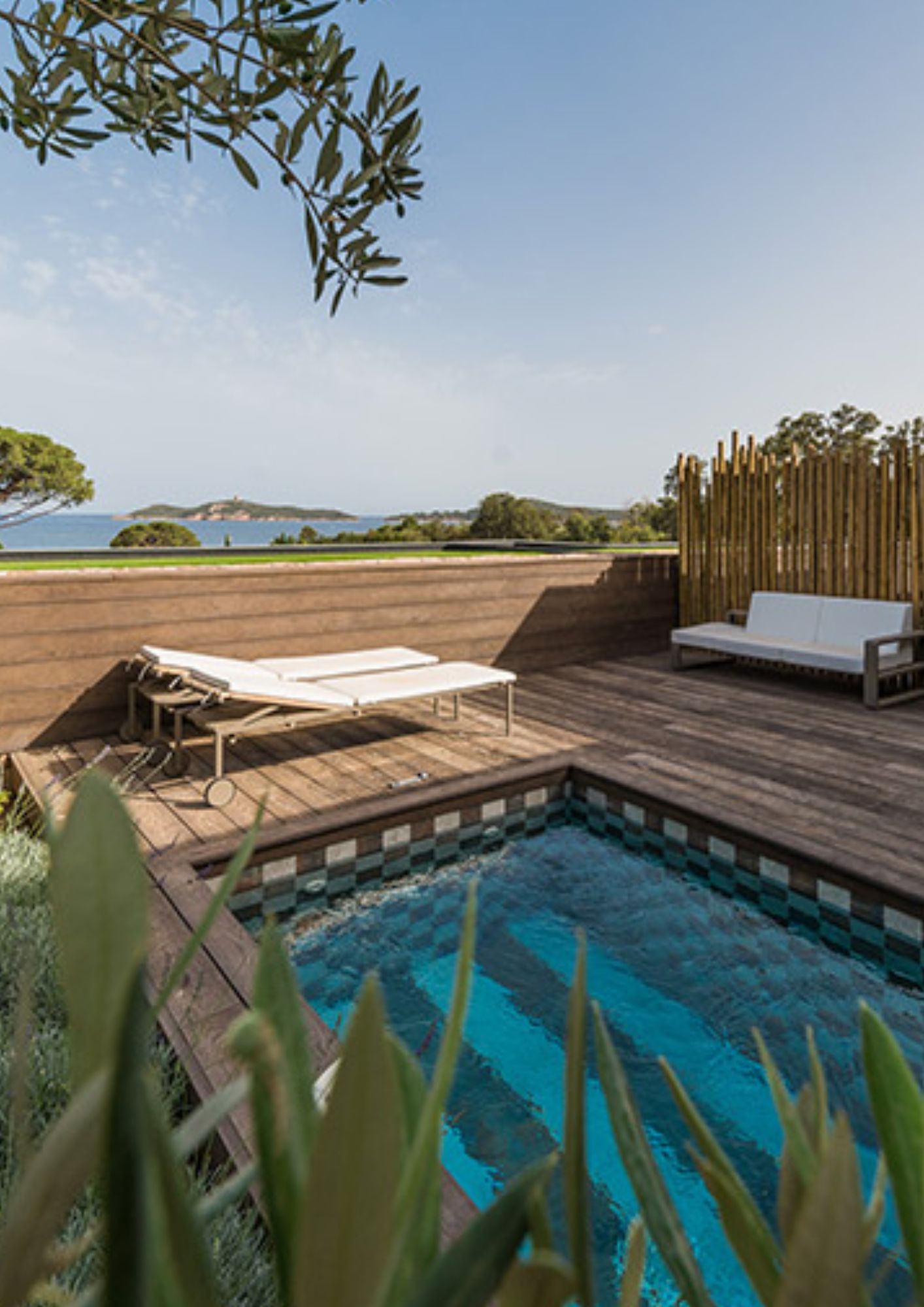 La piscine d'une des chambres © Hôtel Villa Maier