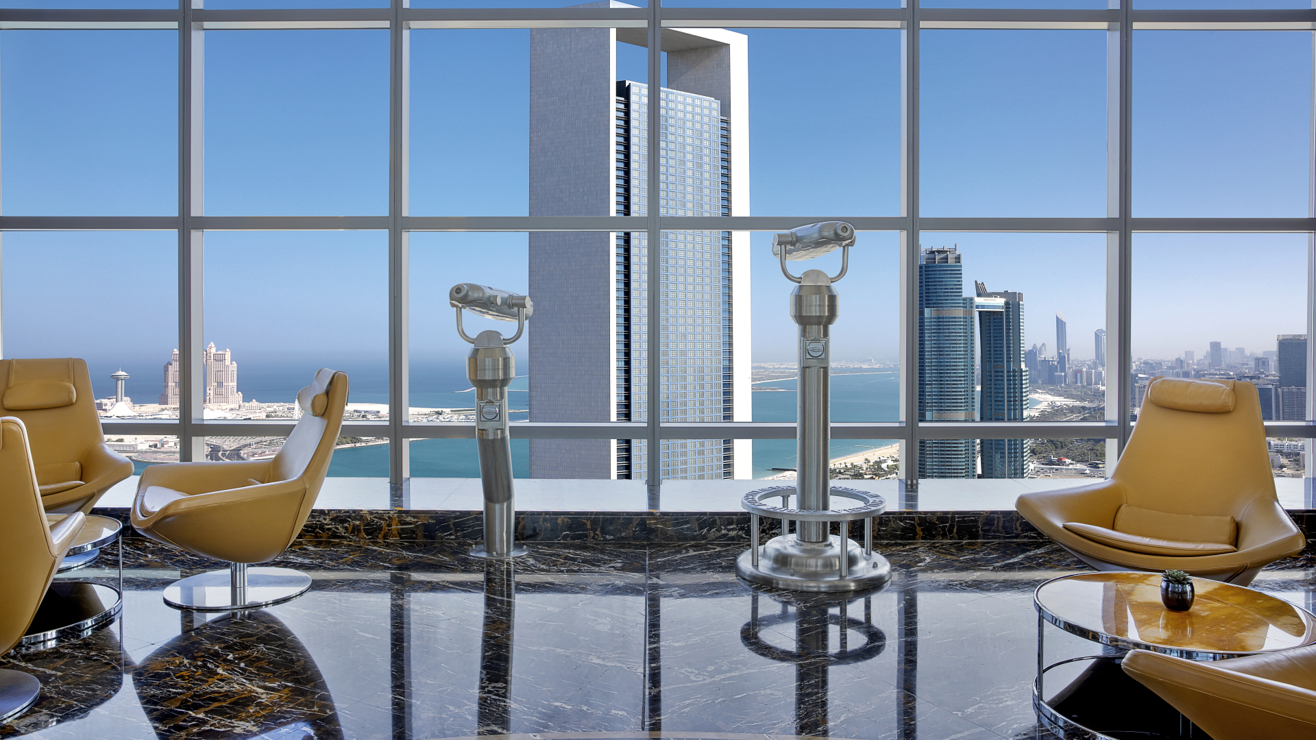AUHETCI - Observation Deck at 300 © 2025 Hilton