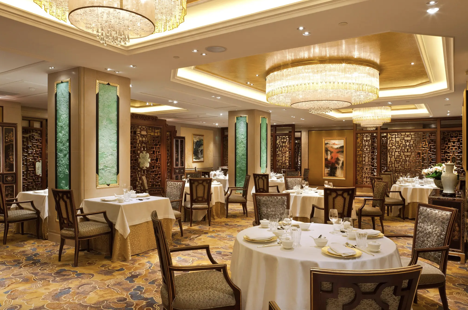 La salle du restaurant © Shangri-La Paris