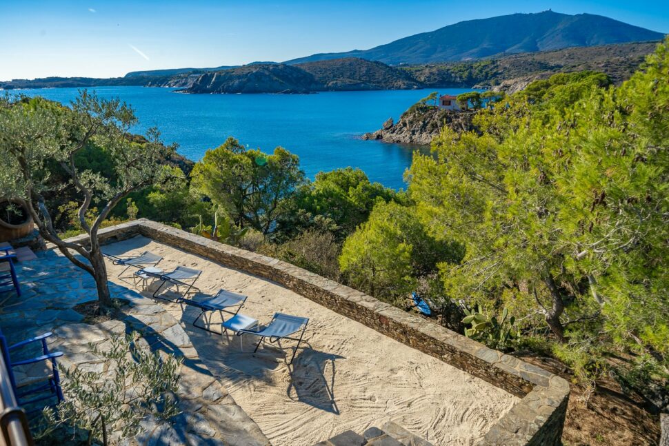 La villa Cadaqués Guillola, l'une des plus belles villas à louer en Espagne © Homanie