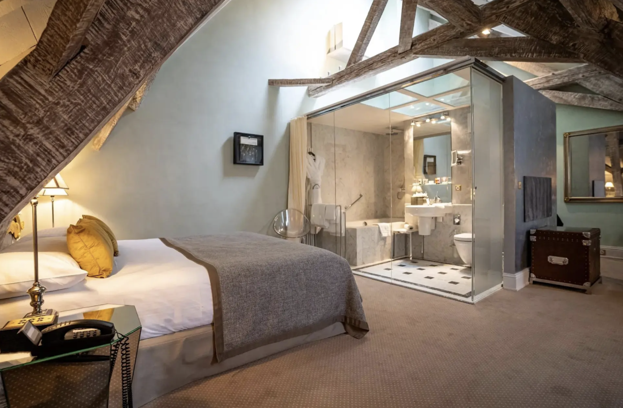 L'un des plus beaux hôtels de Luxembourg, le place d'Armes © DR