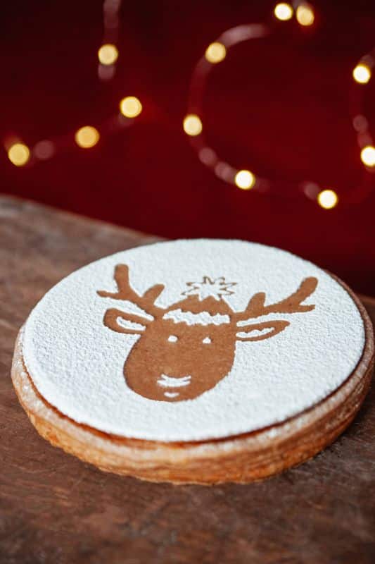 PHOTOS. Epiphanie 2023 à Paris : ces galettes des rois sont les plus belles  de toute la capitale