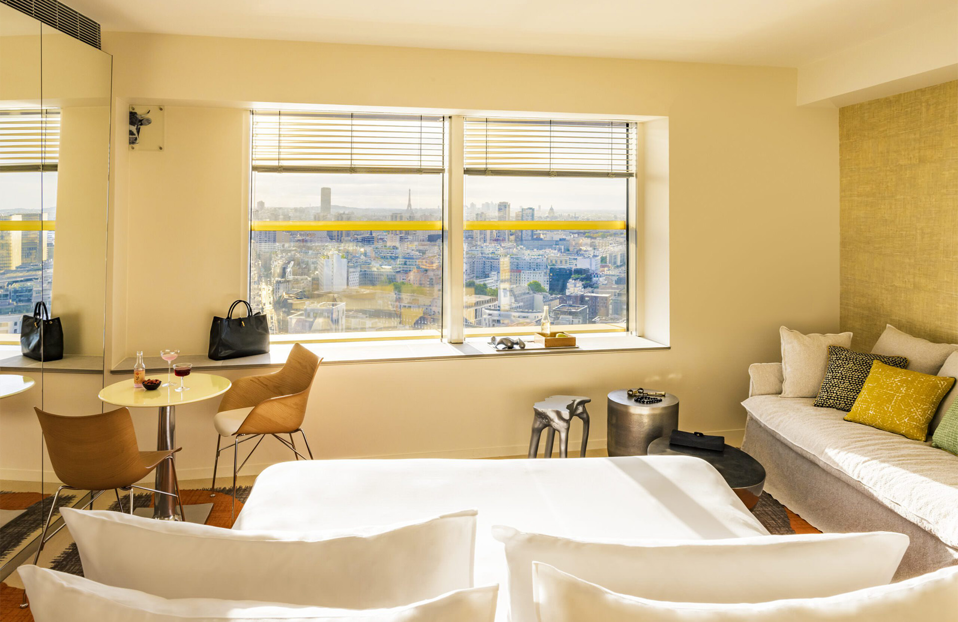 La Suite panoramique vue Tour Eiffel du TOO Hôtel à Paris
