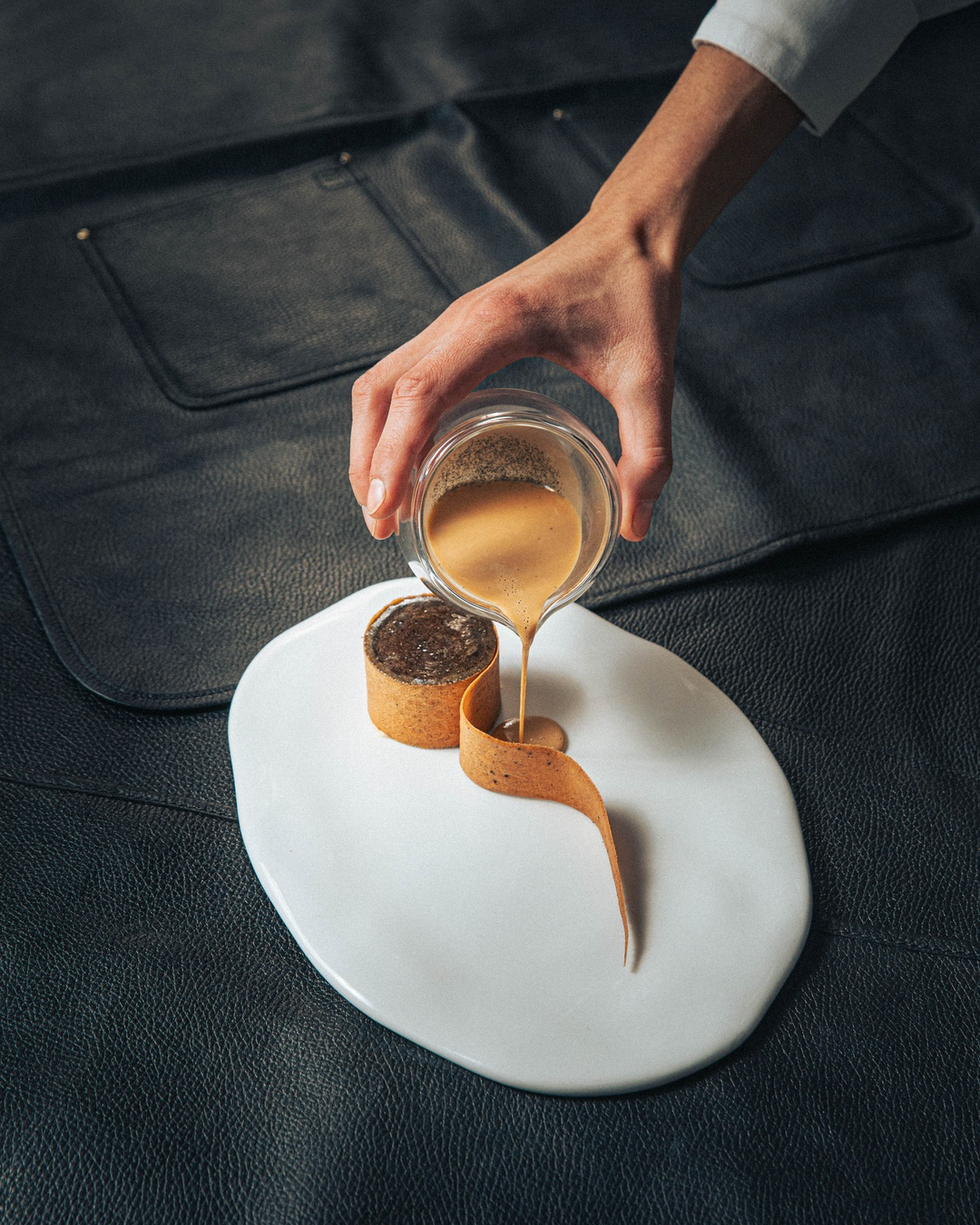 Le dessert "Vanilles, miso" signé Tessa Ponzo © Florian Domergue