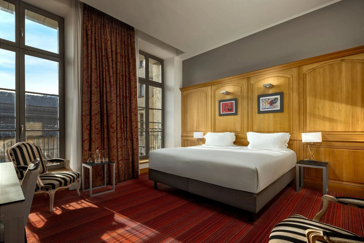 Une chambre Prestige de l'hôtel de Bourgtheroulde