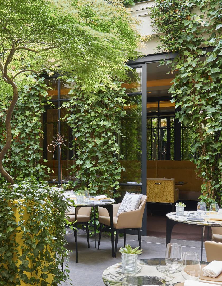 le-burgundy-paris-patio-restaurant-le-baudelaire2©Eric Cuvillier