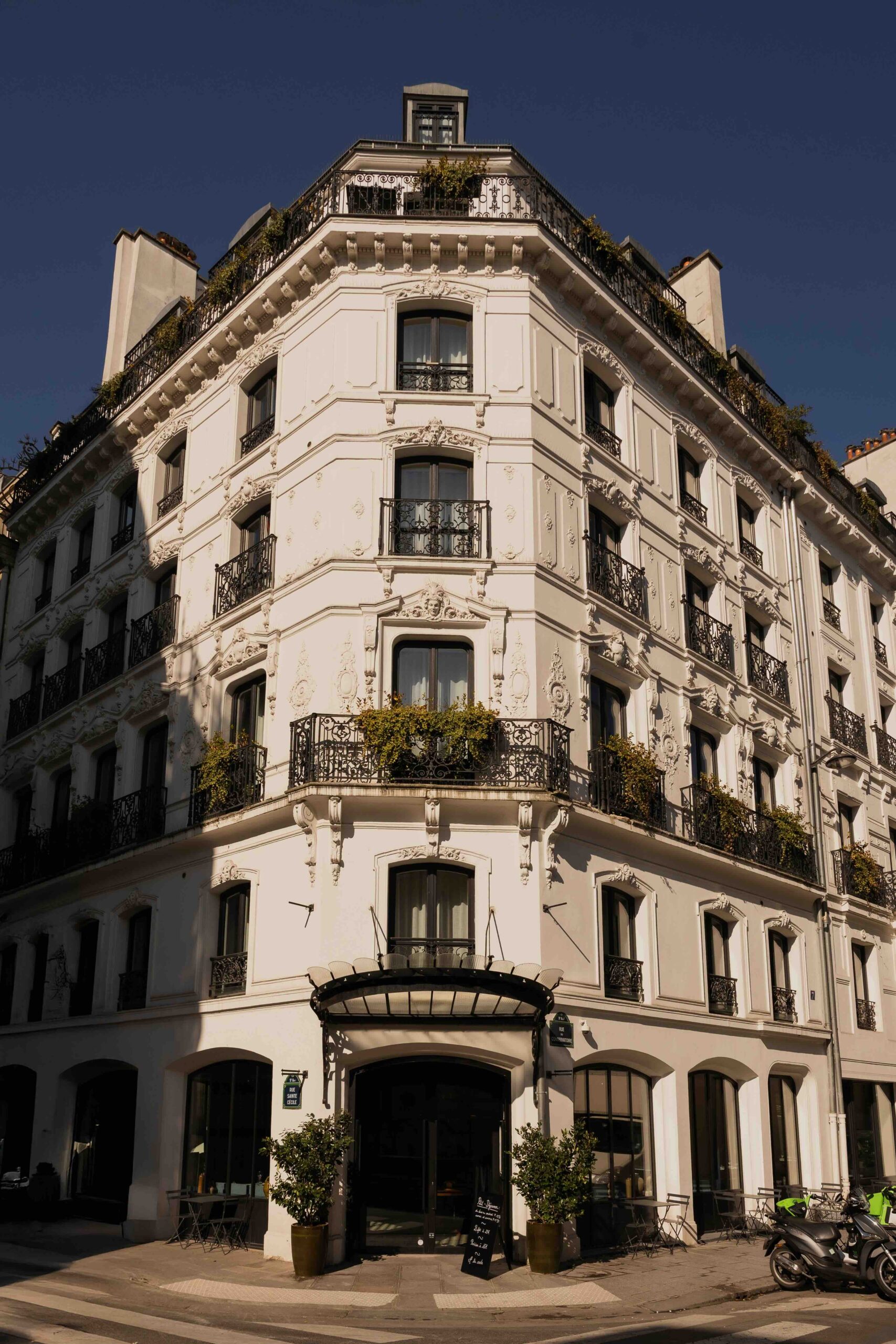 Dans le quartier Opéra, l’Hôtel de Nell © Salomé Rateau